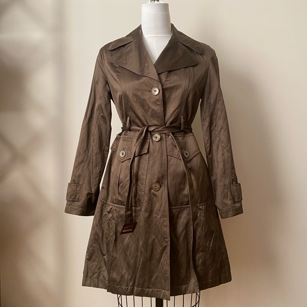 DKNY Brown Trench Coat with pockets/belt. XS
